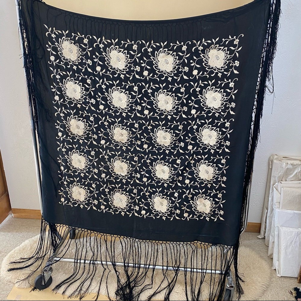 1920s silk piano shawl • antique / vintage